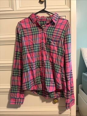 Vintage Y2K Hollister Pink Plaid Button-Down Shirt